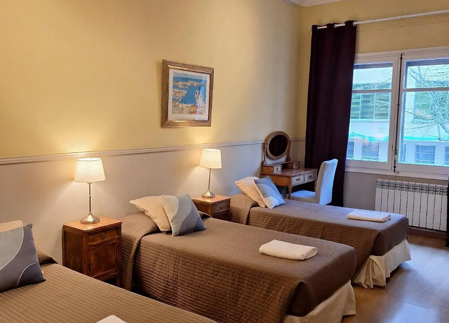 Casa Consell Apartments Barselona İspanya